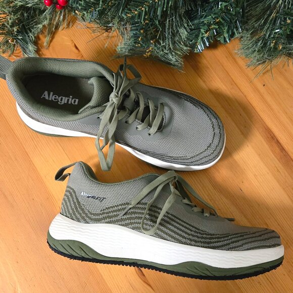 Alegria IN8 Olive Sneakers Like New - Picture 2 of 10